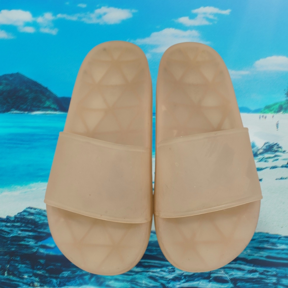 Fashion Nova Beachy Nude Sandals Flip Flops